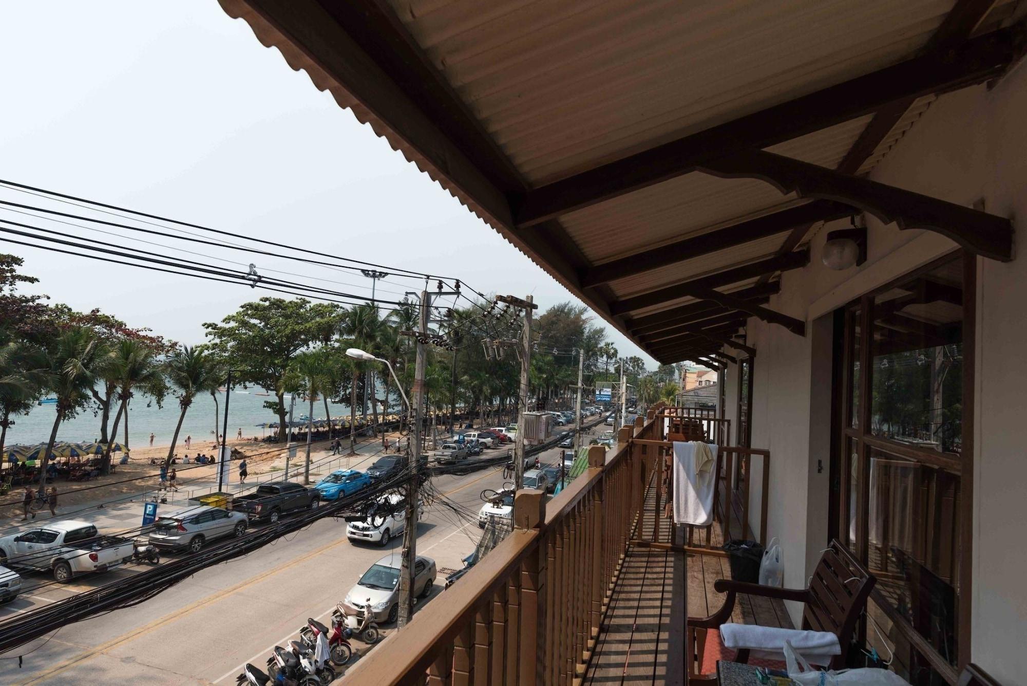 Jomtien Boathouse Pattaya Exterior foto
